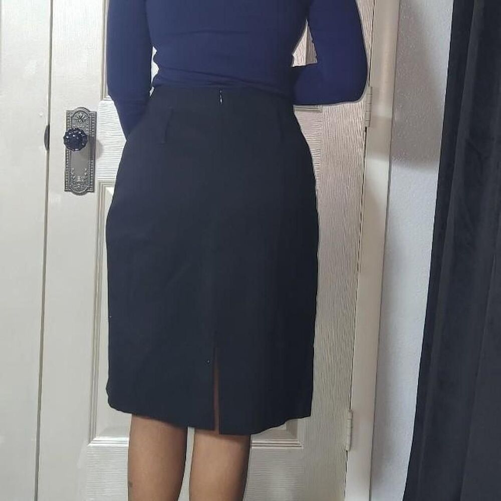 United Colors of Benetton Navy Blue Striped Buttoned Wrap Skirt Size 6 - Picture 4 of 8